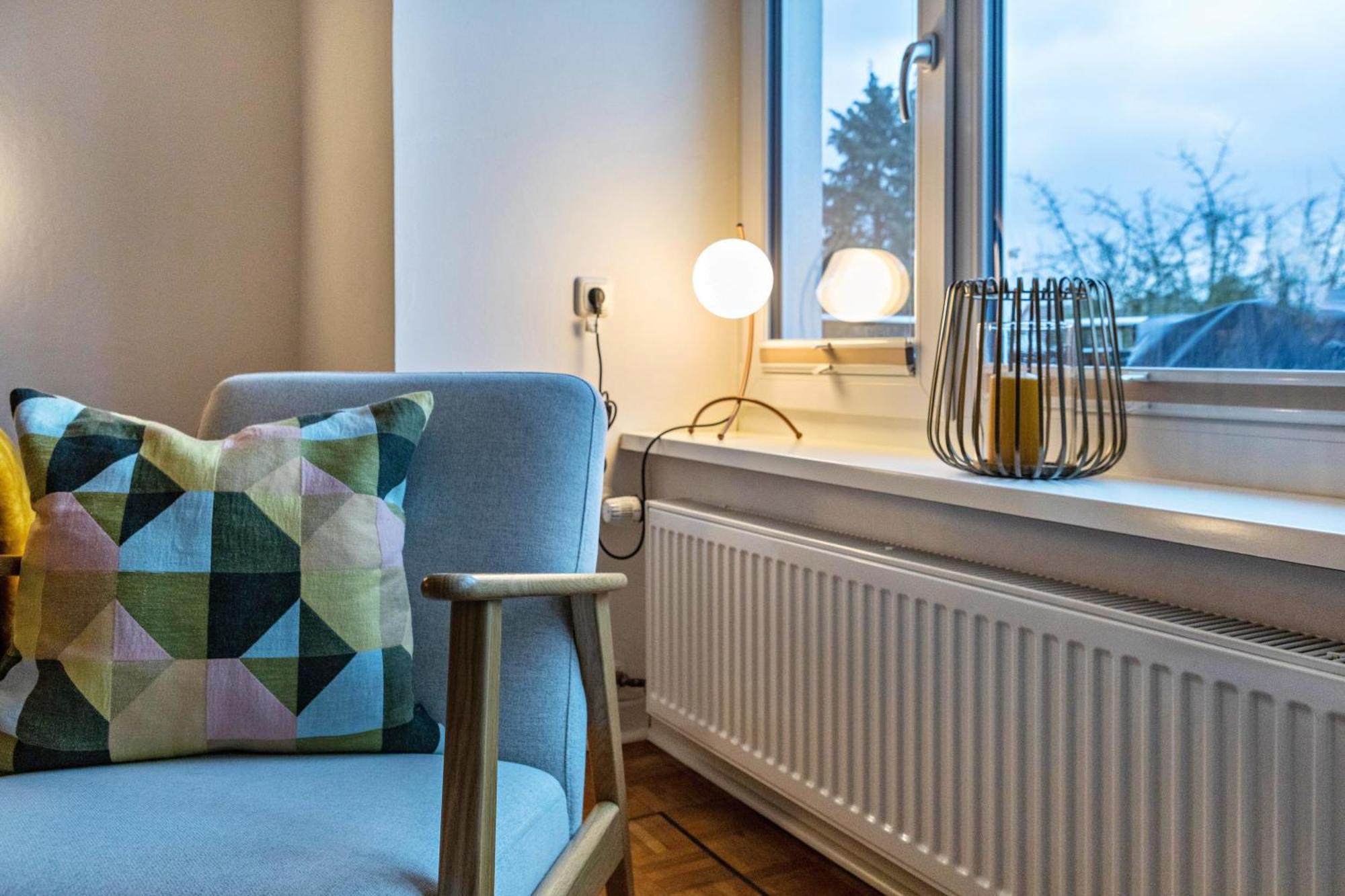 Hangarstein Apartment